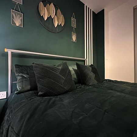Comfortable Private Room In Bermondsey 런던 외부 사진